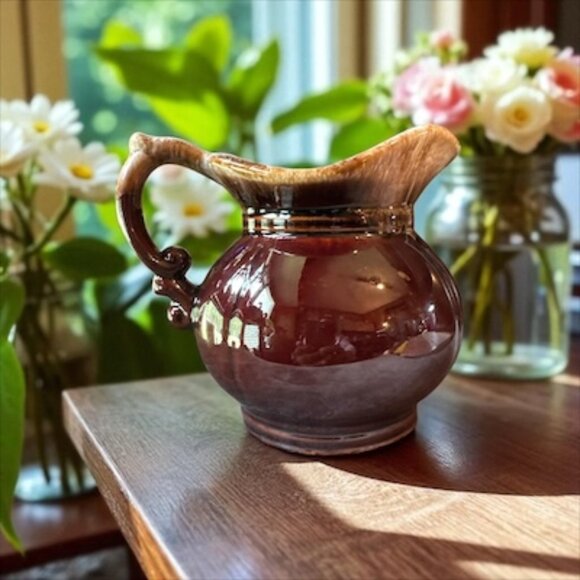 McCoy Brown Galzed Drip pitcher - Picture 1 of 6